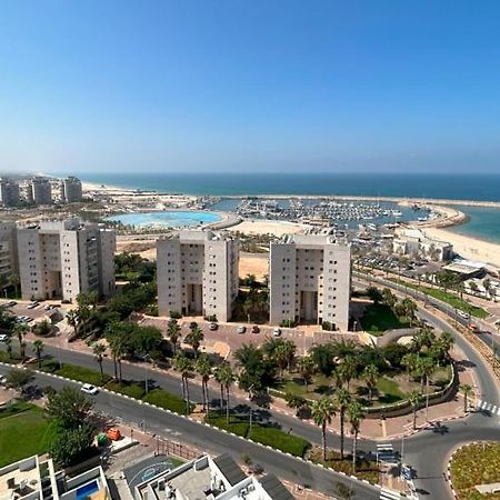 Ashdod Seaview Apartment- דירה אשדוד נוף לים Екстер'єр фото