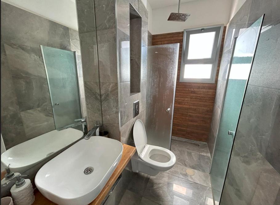 Ashdod Seaview Apartment- דירה אשדוד נוף לים Екстер'єр фото