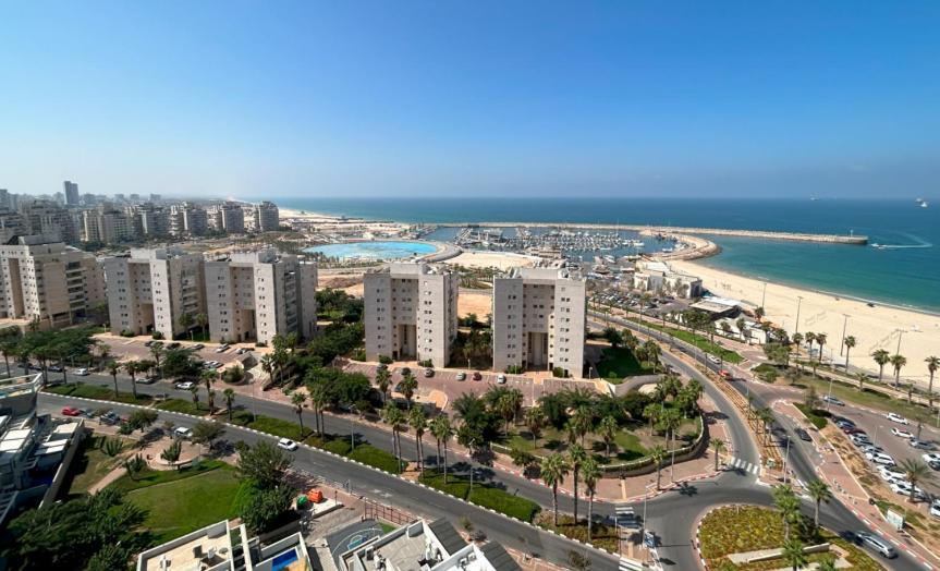 Ashdod Seaview Apartment- דירה אשדוד נוף לים Екстер'єр фото